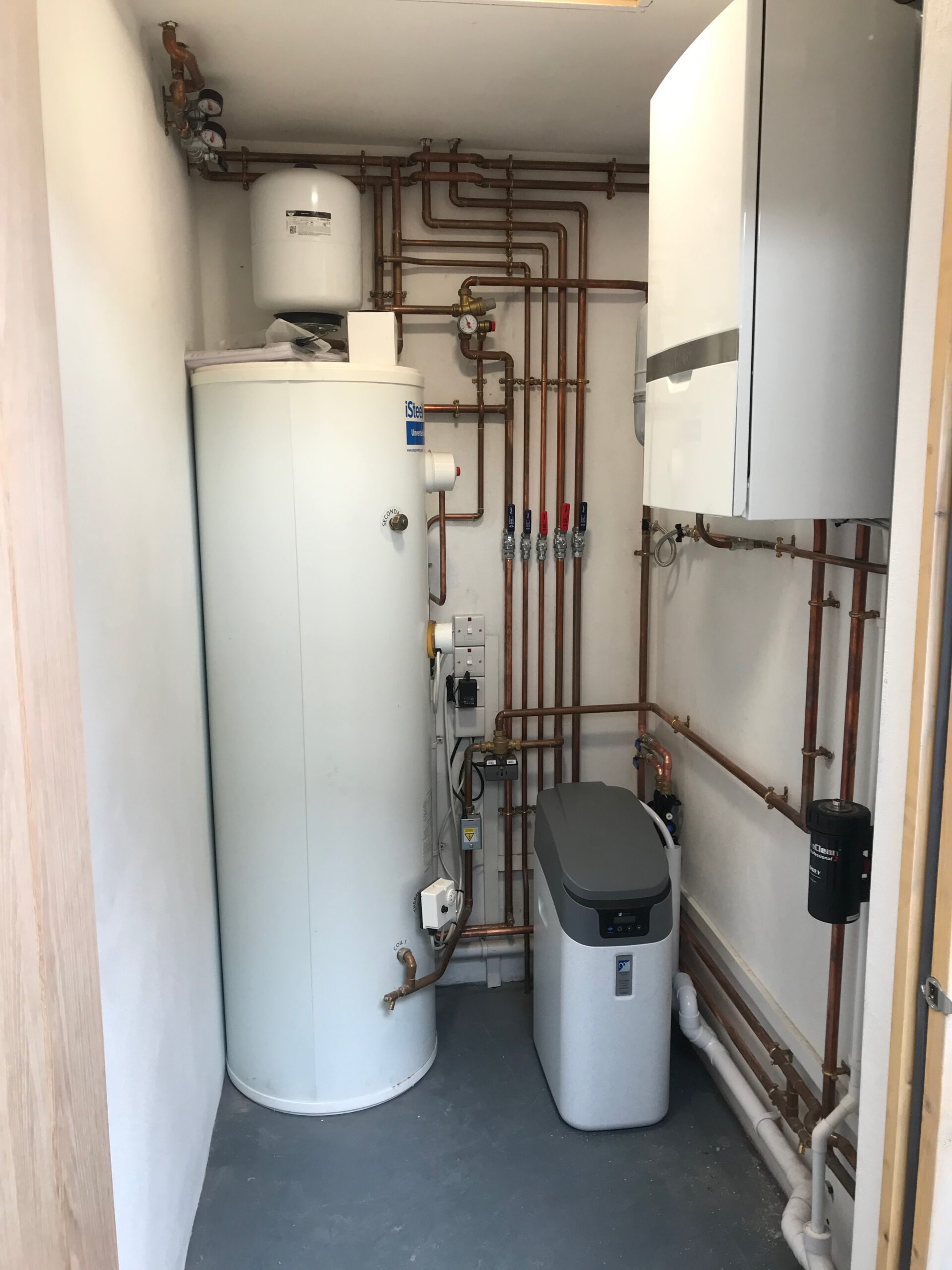 Boiler installation London, new condensing boiler installation.